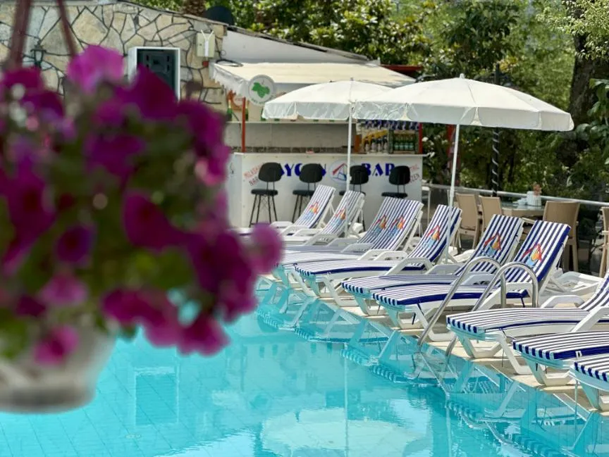 Aycan Otel